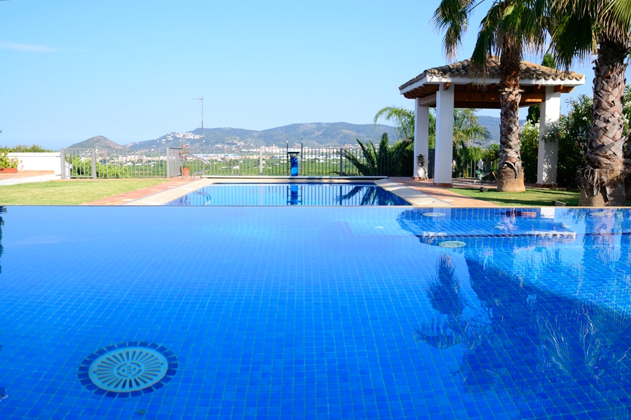 Luxury home for sale on the Costa Blanca